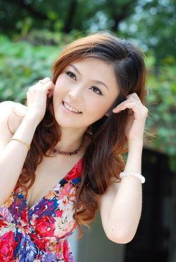 小师妹最新爆料微博,娱乐圈最新幕后大事件！”